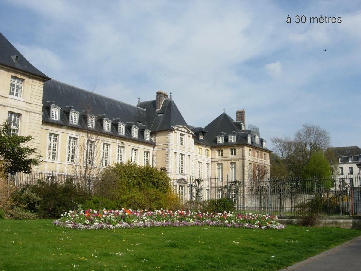 Between Historic Center And Quay, Ideal For Family Rouen Esterno foto