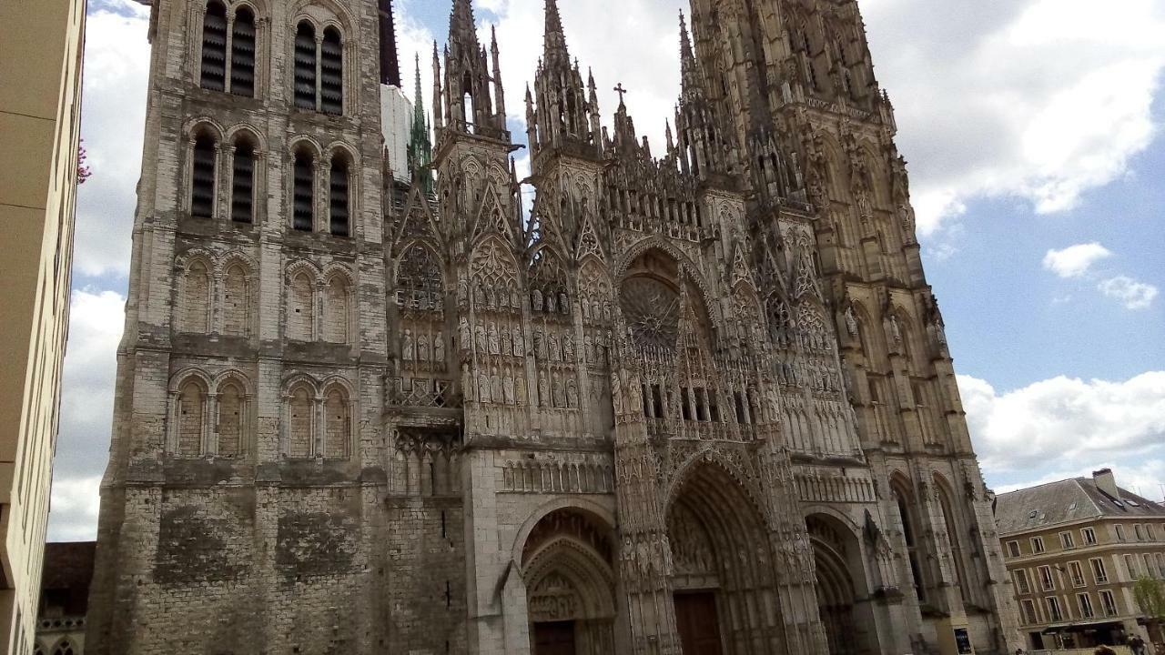 Between Historic Center And Quay, Ideal For Family Rouen Esterno foto